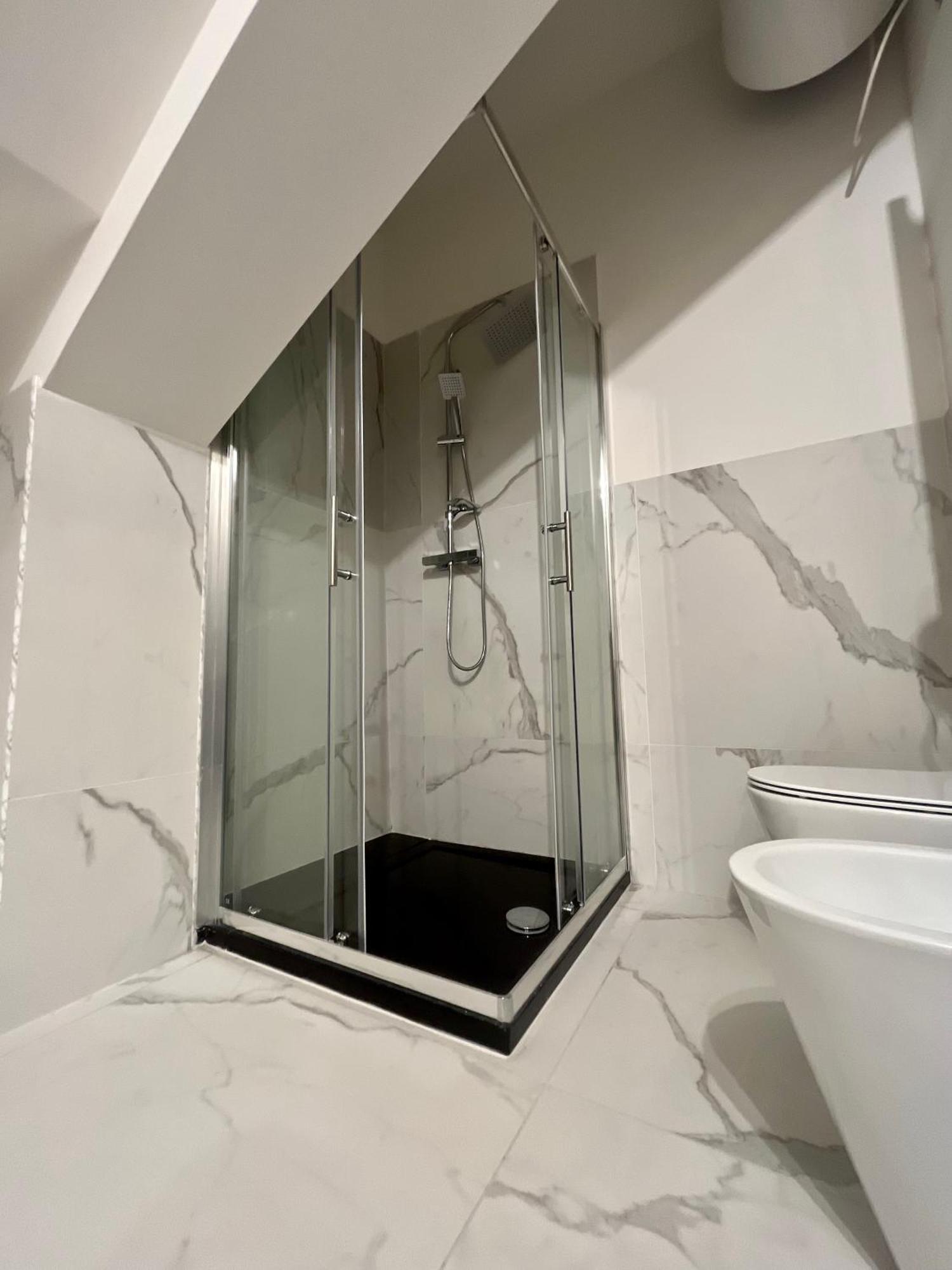 Suite Bohemien Chic - A 5 Fermate Dal Duomo Milano Eksteriør billede